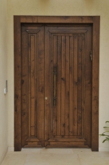 דלת כניסה עץ אלון